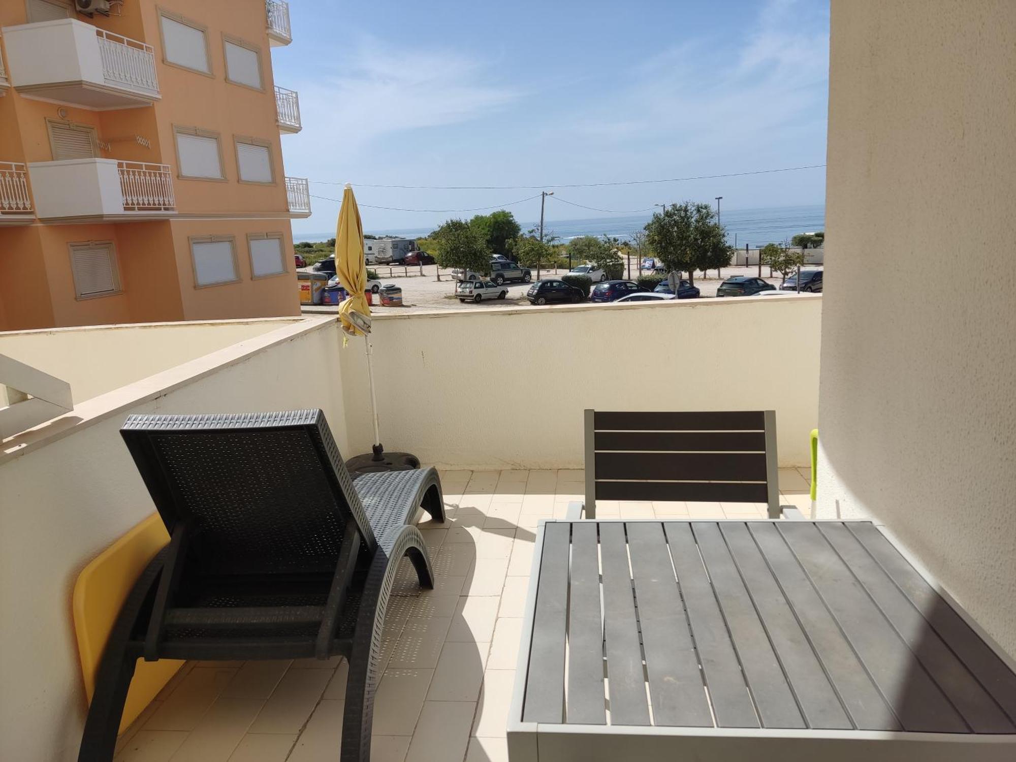 1P Torre Sol Casas & Papeis Apartment Armacao de Pera Luaran gambar